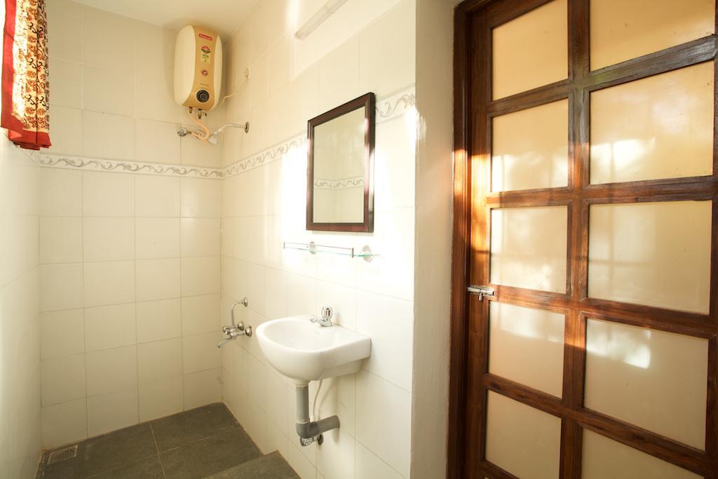The Annex, Isai Ambalam Guest House أورفيلا المظهر الخارجي الصورة