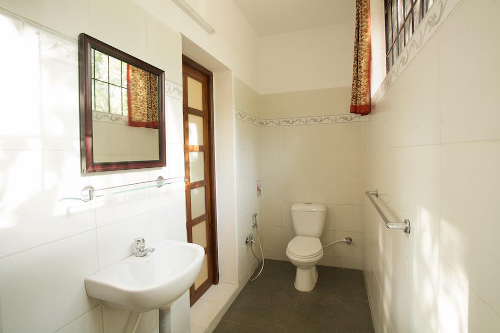 The Annex, Isai Ambalam Guest House أورفيلا المظهر الخارجي الصورة